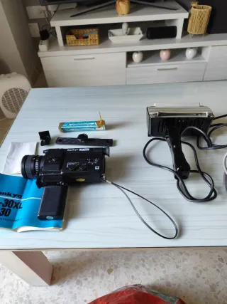 Proyector y cámara Super 8 Sankyo SOUND-50