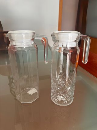 Jarras de agua con tapa (2 unidades)