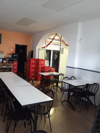 Se alquila bar en Igualada