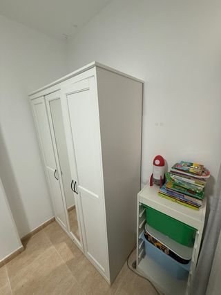 Armario 3 puertas con espejo