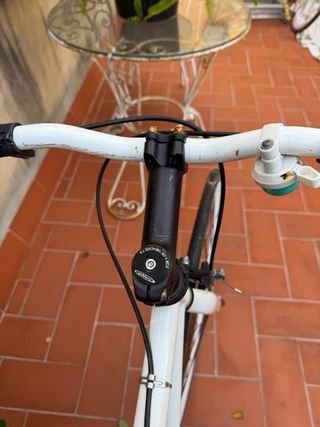 Bici Fixie B-Pro Ruedas BH Blanca y Negra