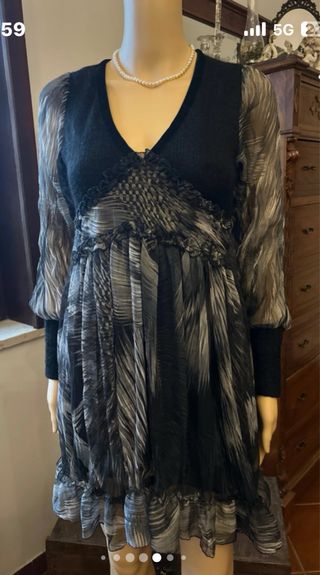 Lotto 2 vestitini + 1 top