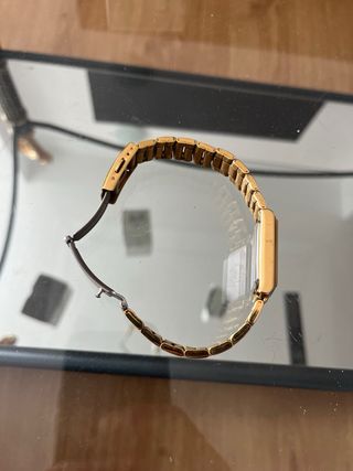 Reloj Casio dorado