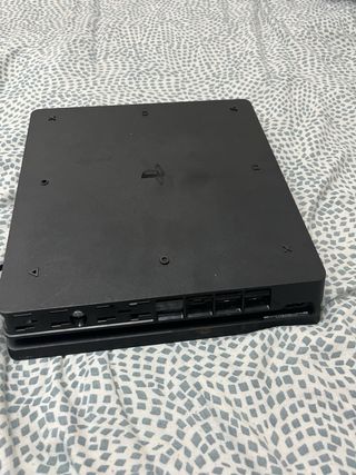 PS4 (PlayStation 4) Negra