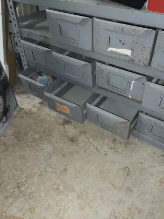 Cajonera Metálica Vintage Taller en Jerez