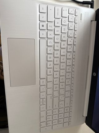 Portátil HP Blanco 2022