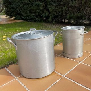 Lecheras antiguas de aluminio