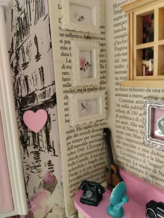 Scatola-libro (casa bambole decorata)