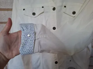 Chaqueta vaquera blanca