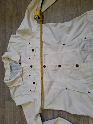 Chaqueta vaquera blanca