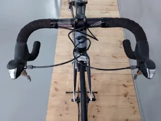 Bicicleta Giant Defy Advanced 2 Carretera