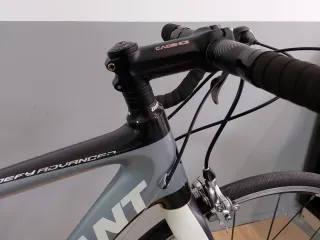 Bicicleta Giant Defy Advanced 2 Carretera