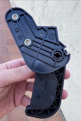 156038055 Tirador apertura capo Alfa Romeo