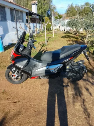 Scooter Aprilia SR 125cc Negra 2015