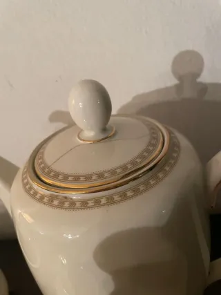 Juego de té de porcelana