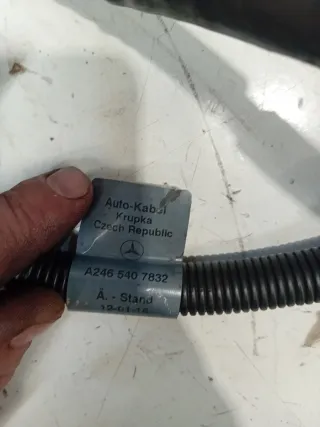 Cable Positivo Mercedes CLA 220 A2465407832