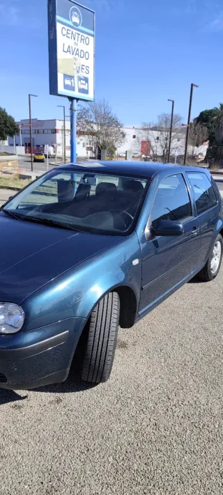 Volkswagen Golf 1.6 16v 105cv 2002