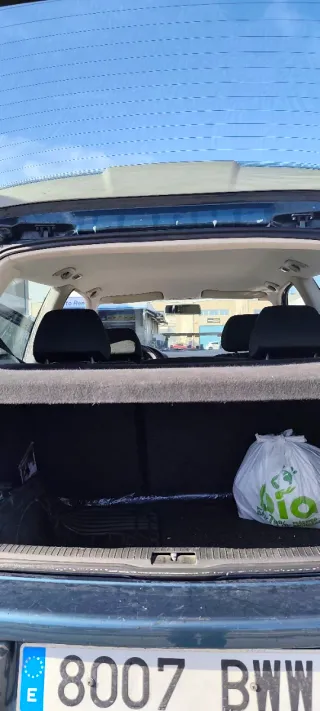 Volkswagen Golf 1.6 16v 105cv 2002