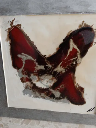 Cuadros abstractos rojos y plateados