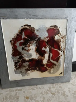 Cuadros abstractos rojos y plateados