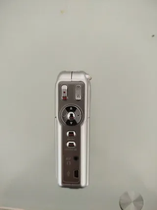 Videocámara Digital Airis Plata