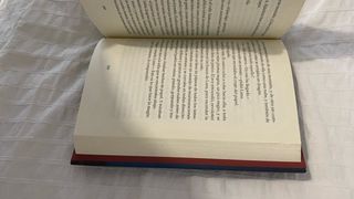 La niña que bebió luz de luna