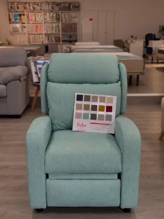 Butaca Relax 220€. Sofás. SILLONES. NUEVO