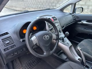 Toyota Auris 1.4 D-4D Auris