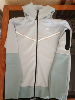 Chaqueta Nike Tech Fleece Azul Claro