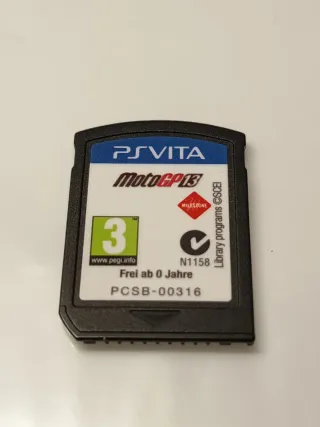 Lote 2 Juegos PS Vita: F1 2011 y MotoGP 13