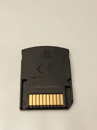 Lote 2 Juegos PS Vita: F1 2011 y MotoGP 13