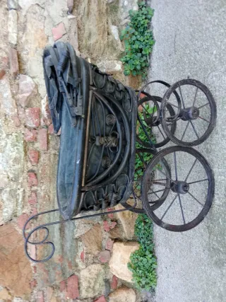 Cochecito de bebé antiguo decoración