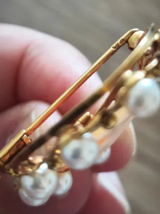 Broche Camafeo Oro y Perlas