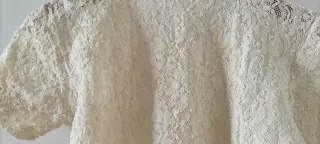 Top Blanco y Body Champán Encaje