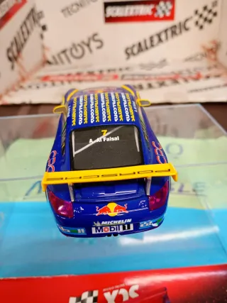 Scalextric Porsche 911 GT3 Cup Red Bull con luces