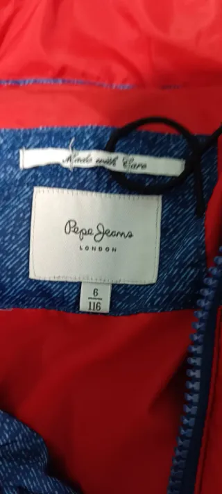 Abrigo Pepe Jeans niño talla 6 (116)