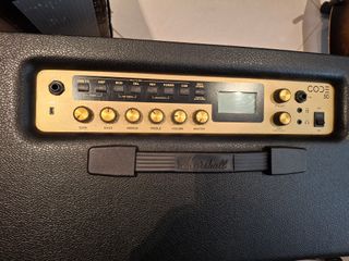 Amplificador Marshall Code 50 + Pedalera control.