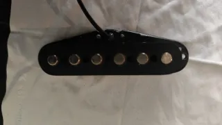 Pastilla Single Guitarra Eléctrica Negra