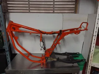 Chasis y basculante Puch Condor Naranja