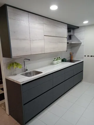 Cocina moderna beige y gris