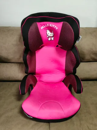 Silla de coche Hello Kitty rosa y negra