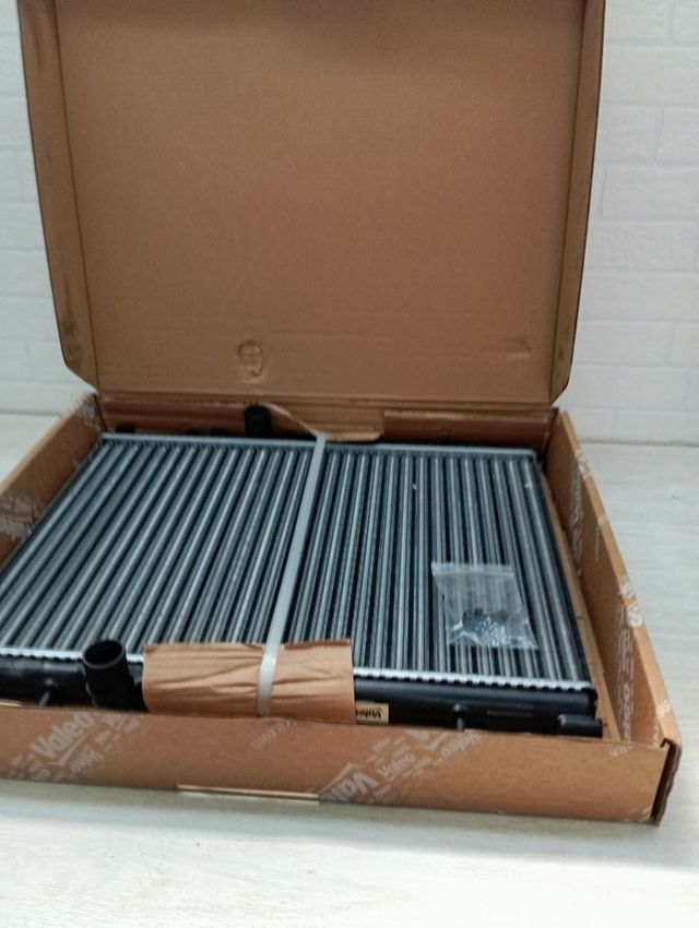 Radiador Valeo 732886 - Motor