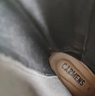 Stivali Carmen beige e neri