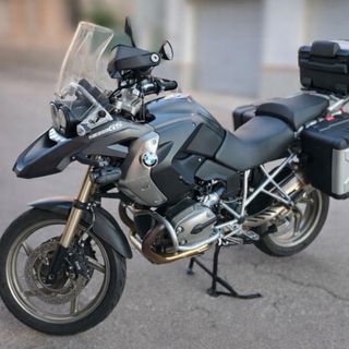 BMW R 1200 GS Adventure Moto con maletas