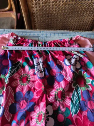 Disfraz infantil de Hippie, flores rosa. 4-6 años