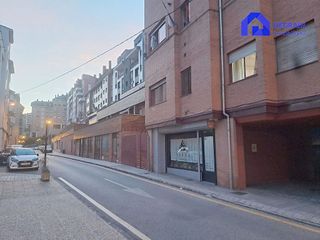 Garaje en venta en Montecerrao en Oviedo