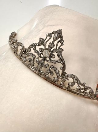 2 Tiaras Novia acabado plateado con aplicaciones
