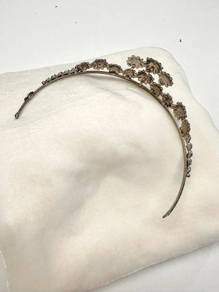 2 Tiaras Novia acabado plateado con aplicaciones