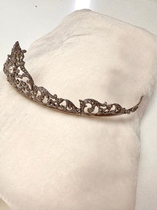 2 Tiaras Novia acabado plateado con aplicaciones