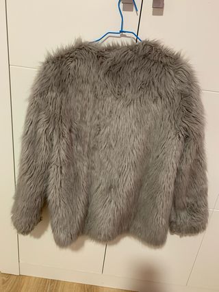 Bershka Chaquetón Pelo Sintético Gris Talla S